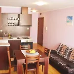 Julia Vigo Panorama