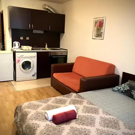 Julia Vigo Panorama Apartment Nesebar