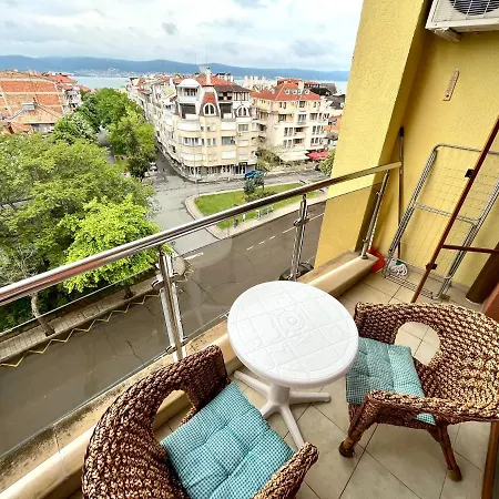 Julia Vigo Panorama Апартамент *