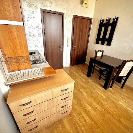 Julia Vigo Panorama Apartment Nesebar