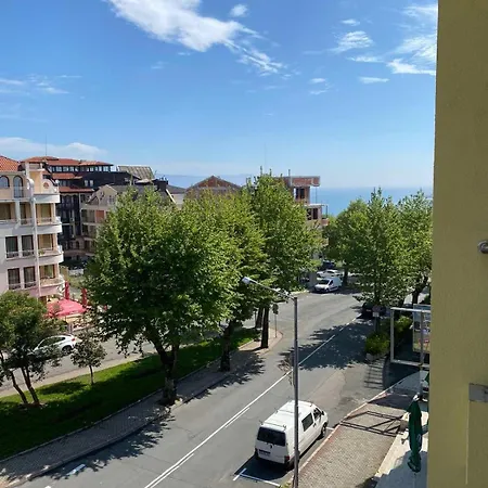 Julia Vigo Panorama Apartment Nesebar
