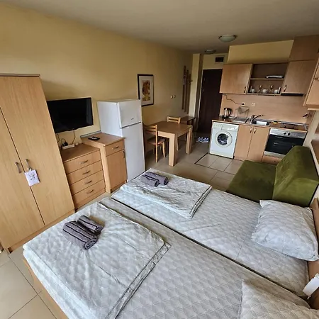 Julia Vigo Panorama Apartament Nesebăr