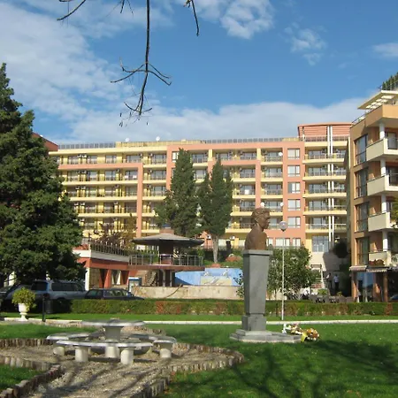 Julia Vigo Panorama Несебър