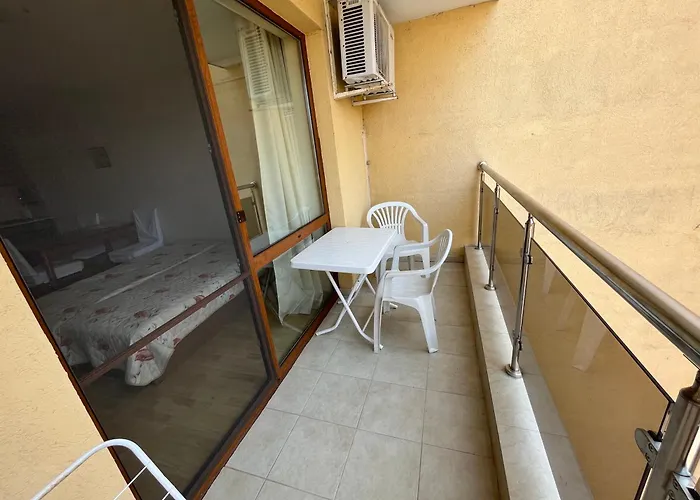 Julia Vigo Panorama Apartment *