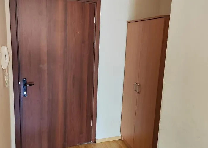 Julia Vigo Panorama Apartment