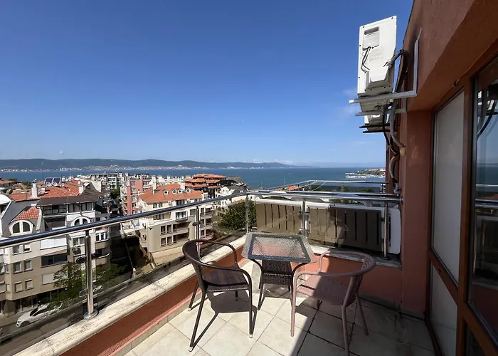 Julia Vigo Panorama Apartment *