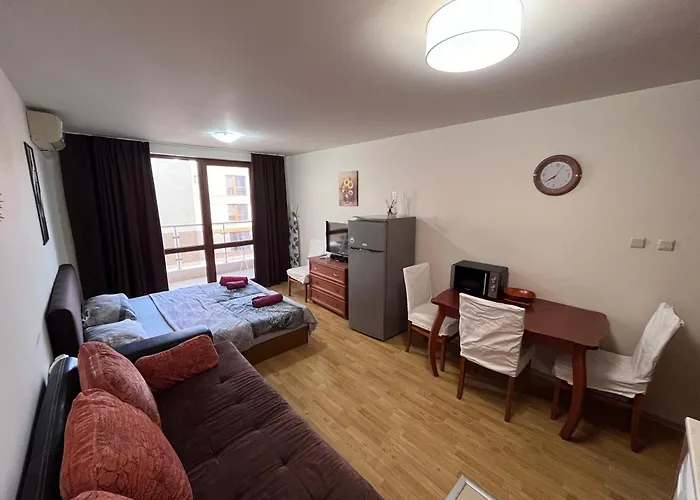 Julia Vigo Panorama Apartment